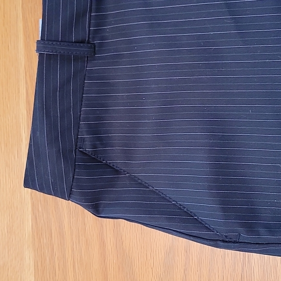 Old Navy Classic Rise, Black with Light blue and white stripes, Size 12 Regular - Picture 4 of 5